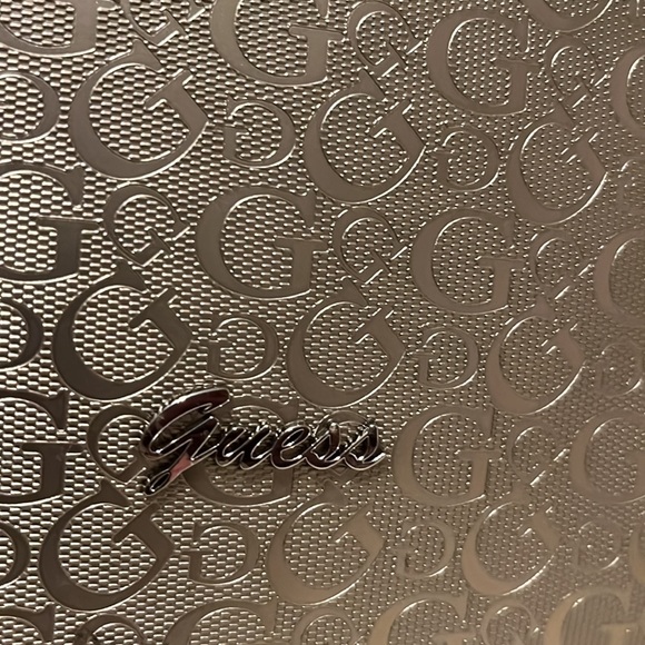 Handbag GUESSLos Angeles. - Picture 3 of 16